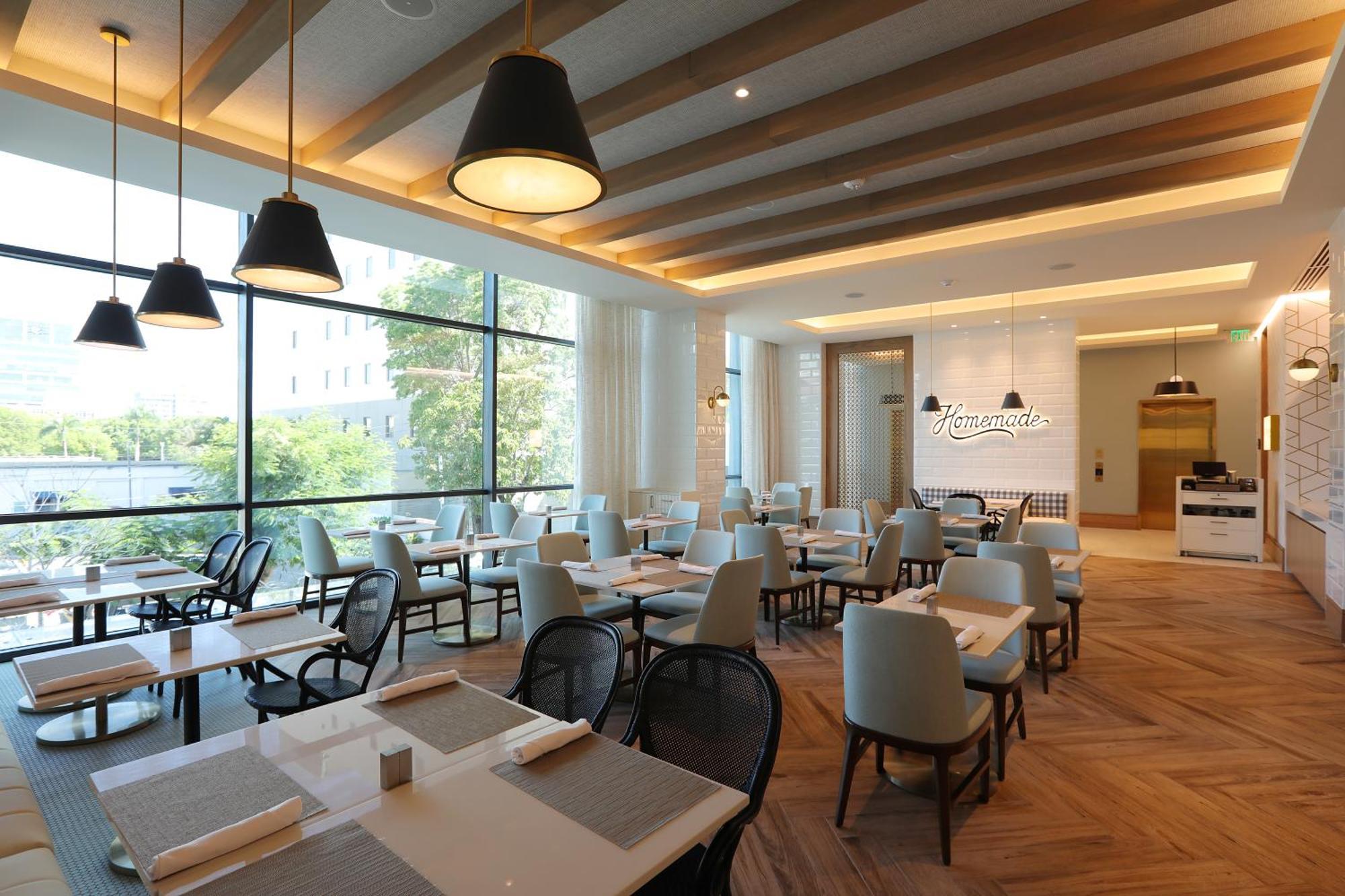 Courtyard By Marriott Santo Domingo Piantini Hotel Exterior photo